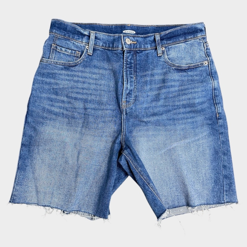 Old Navy size 12 distressed ripped cut off stretch jean Bermuda shorts